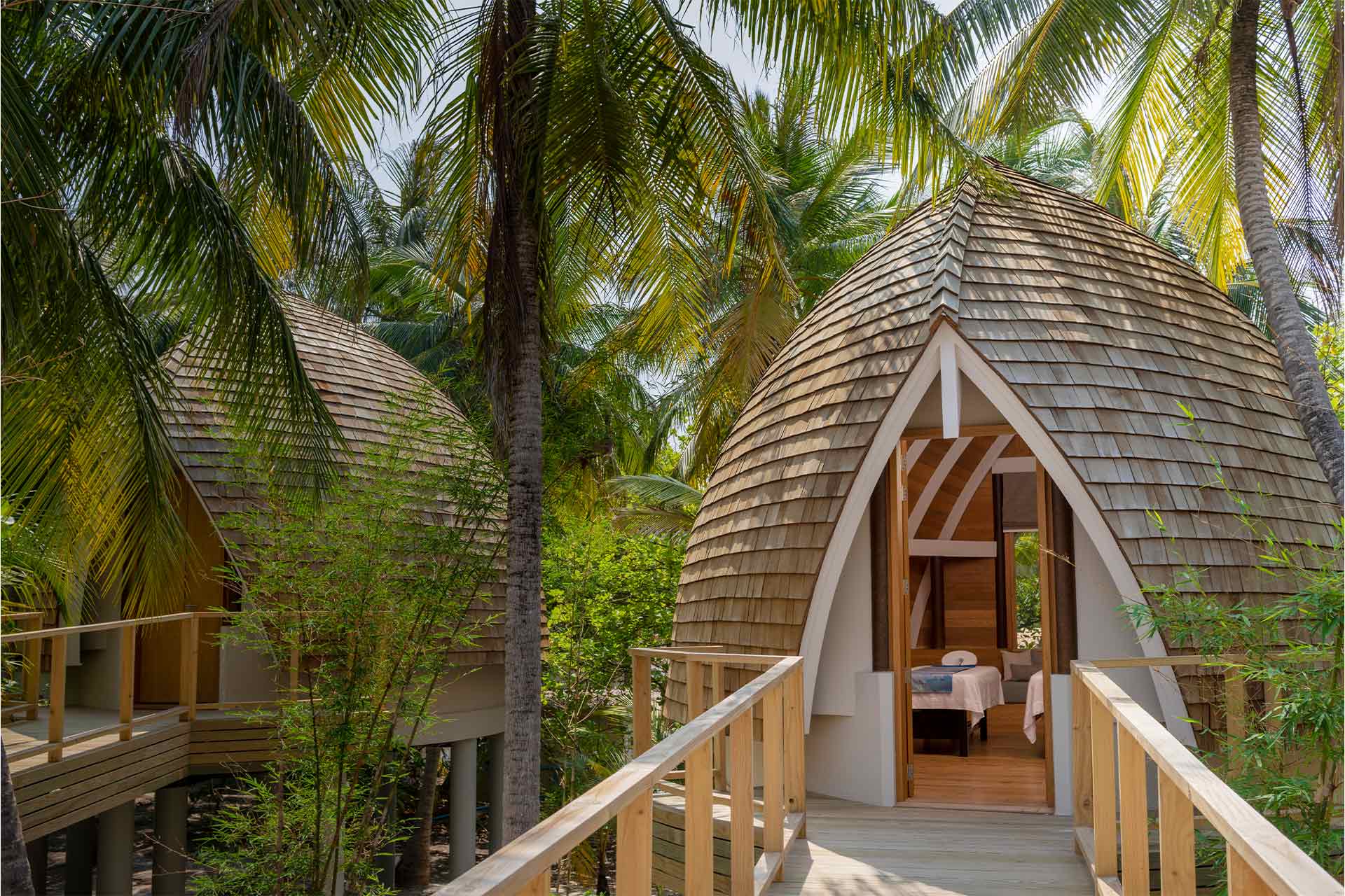 Emerald Faarufushi Resort & Spa