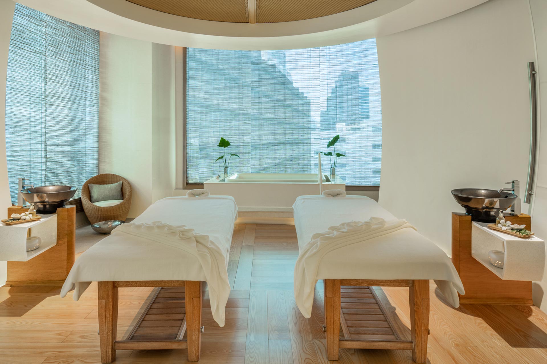 Le Meridien Spa Room