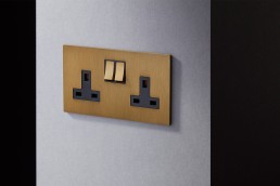 Focus SB Renaissance Plug Socket