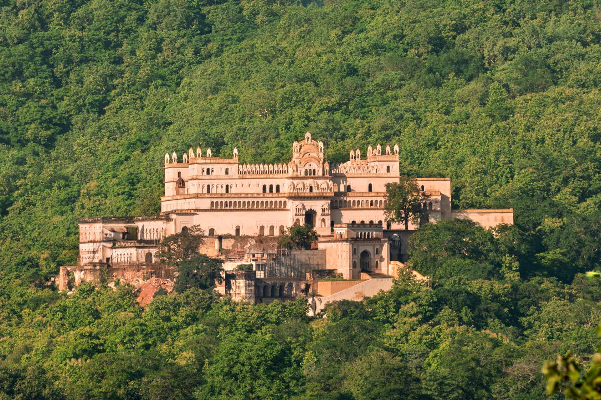 Oberoi-Rajgarh-Palace